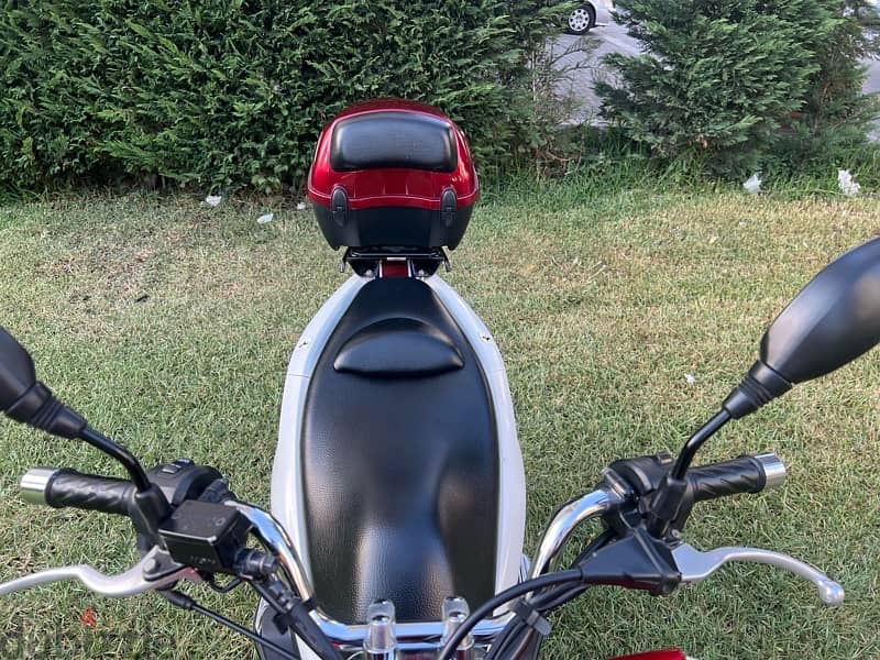 hnda pcx 126  cc. 12