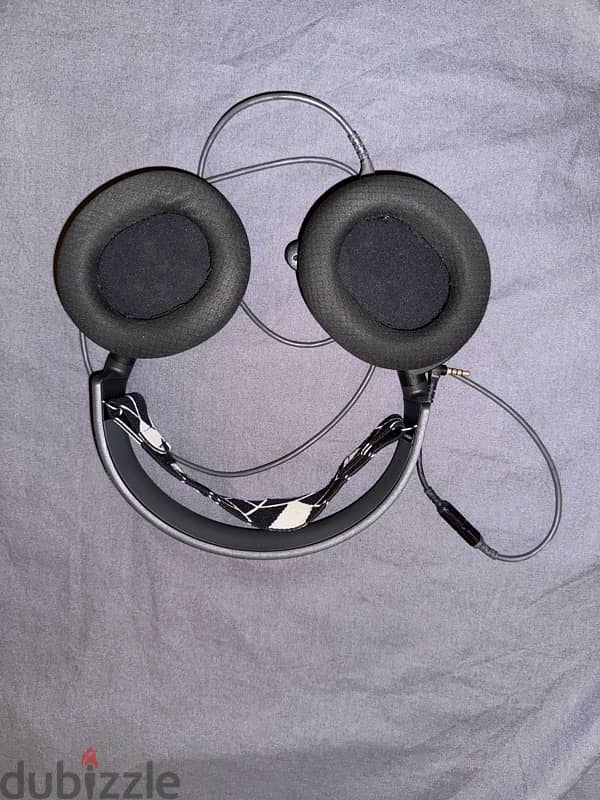 STEELSERIES Arctis 3 Bluetooth Headphones 0