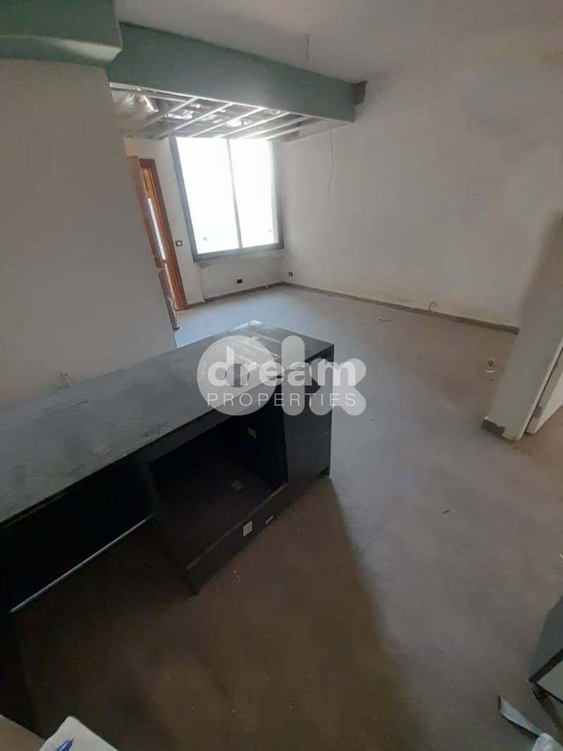 Apartment For Sale In Achrafieh ach0071dpea 0