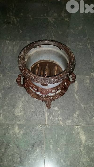 انتيك سخانة كبير يعمل علة كاز ٣ رؤس فتيلة