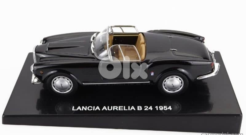 Lancia Aurelia Spider 1954 diecast car model 1;43. 1