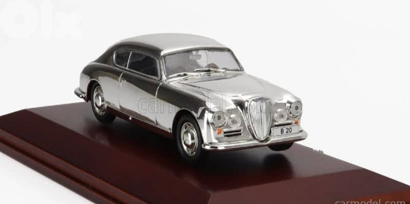 Lancia Aurelia Coupe 1954 diecast car model 1;43. 3