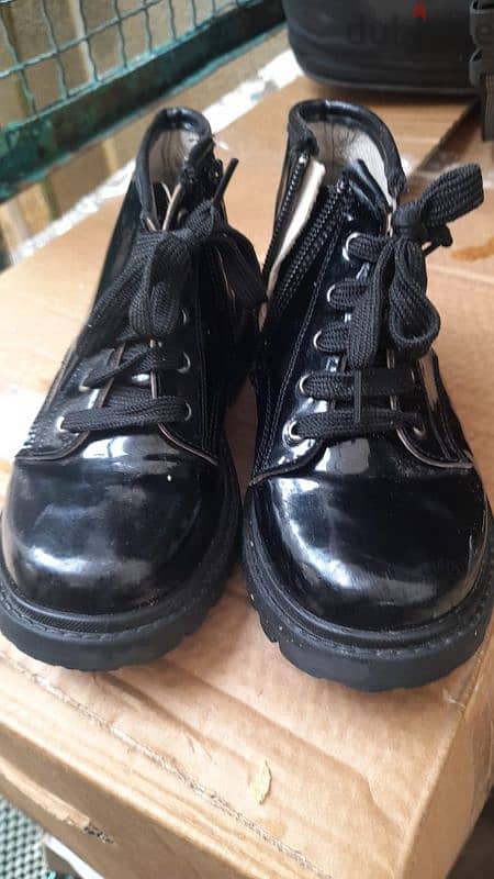 ثياب واحذية مستعملة 15