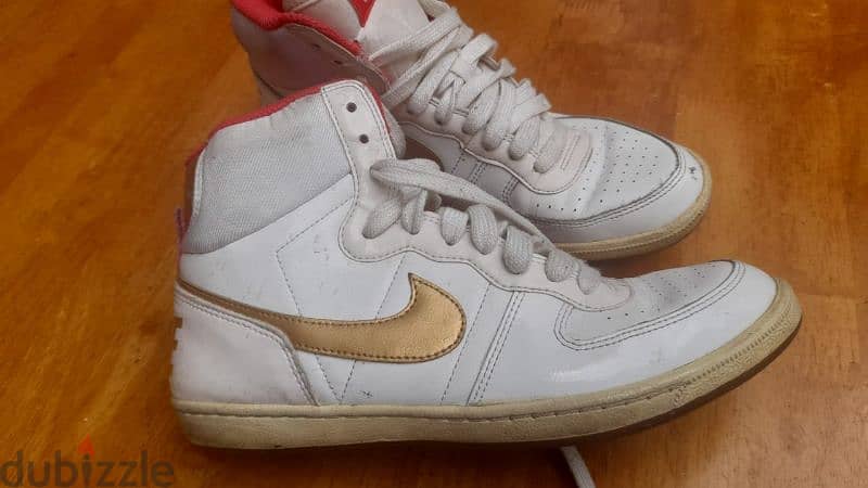 ثياب واحذية مستعملة 19