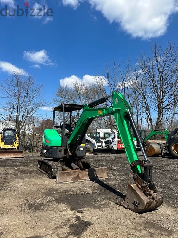 Bobcats Mini Excavators E32i   حفارات صغيرة 1
