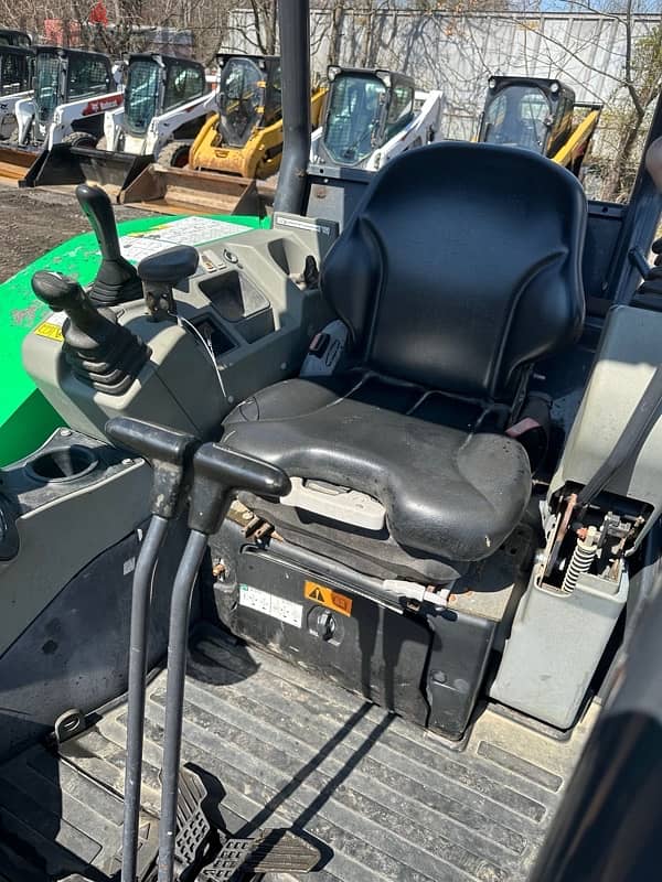 Bobcats Mini Excavators E32i   حفارات صغيرة 4