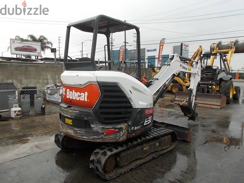 Bobcats Mini excavator 32i.   حفازات صغيرة 10