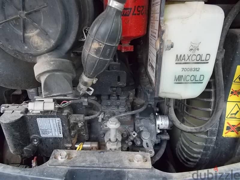 Bobcats Mini excavator 32i.   حفازات صغيرة 15