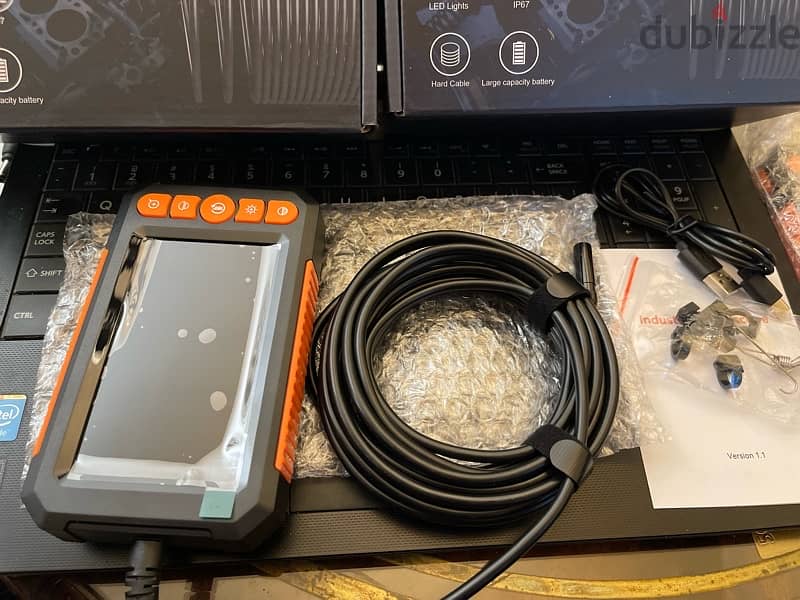Endoscope with screen rechargeable with accessorie 5