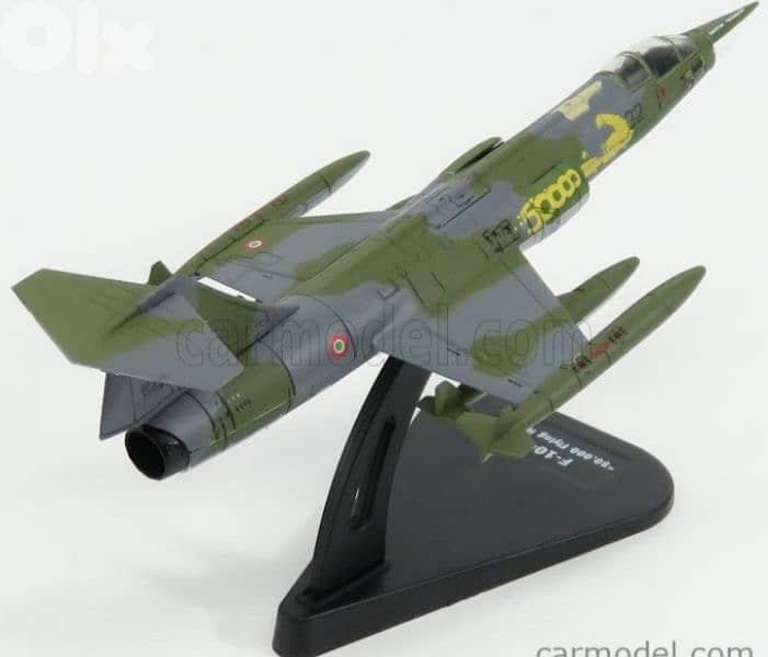 Lockheed F104G (For Italian Airforce) diecast plane model 1/100 1
