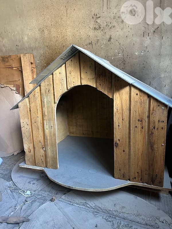 Dog Premium Outdoor House 1