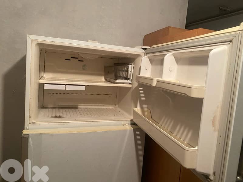 Daewoo Fridge 1
