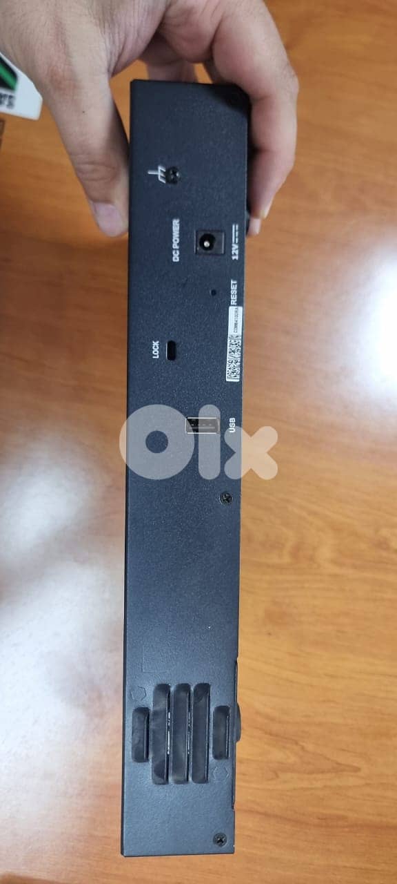 Juniper Networks SSG20 Router 1