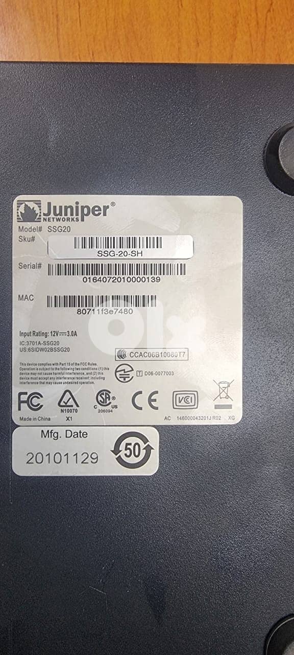 Juniper Networks SSG20 Router 3