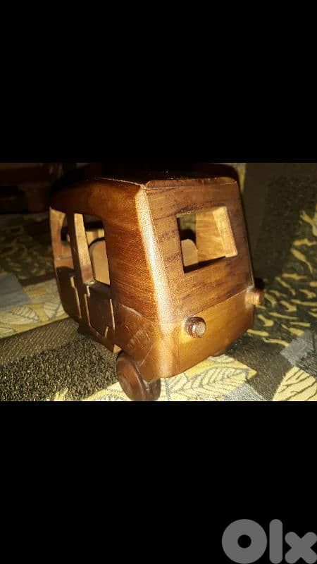 A beautiful vintage masterpiece of tricycle car handmade of wood 2