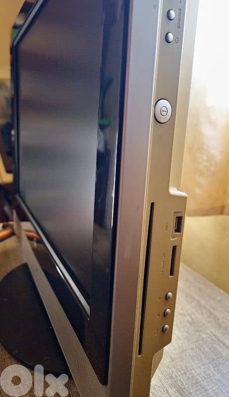 tv with dvd player 1