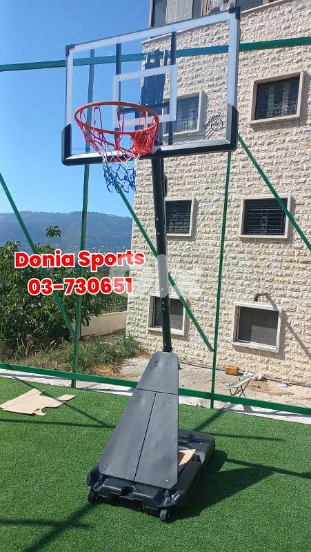 280$ movable basketball hoop 0
