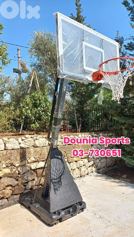 480$ movable basketball hoop 0