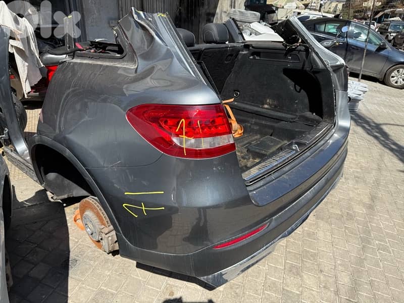 Mercedes benz spare parts (W222,W205,W213,W117,W156,X253,W253,W117W118 18