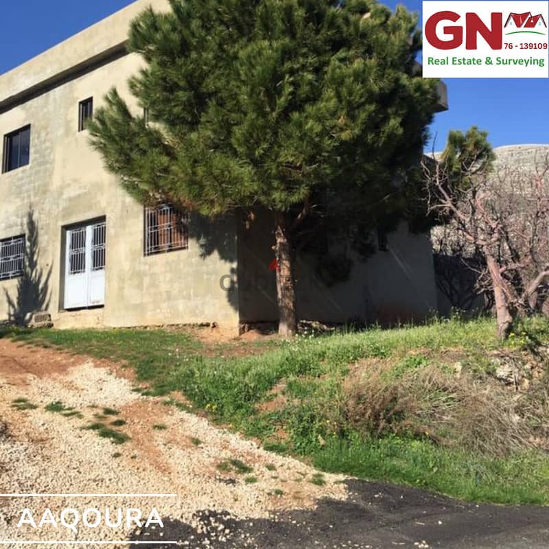 Land with buildig for sale in Aaqoura - Jbeil 2