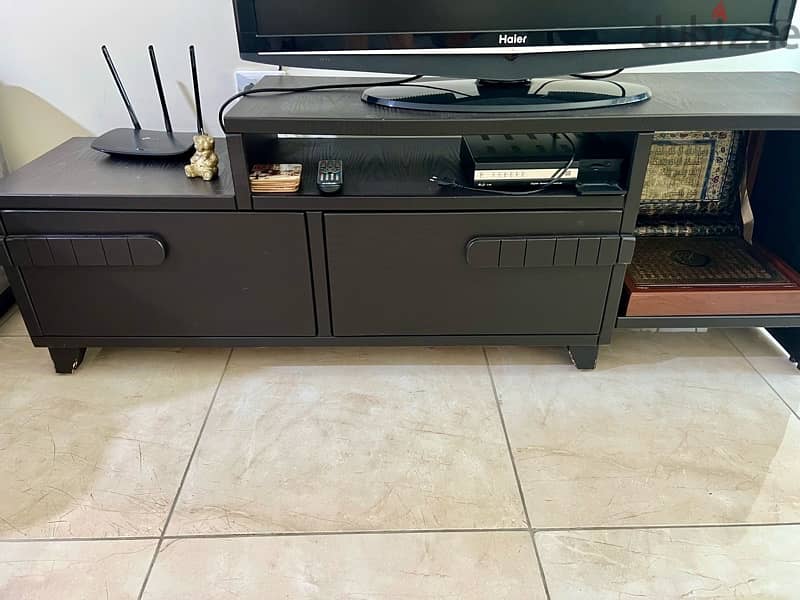 Dining Table with 6 chairs, Dressoir, TV unit (like new) 1