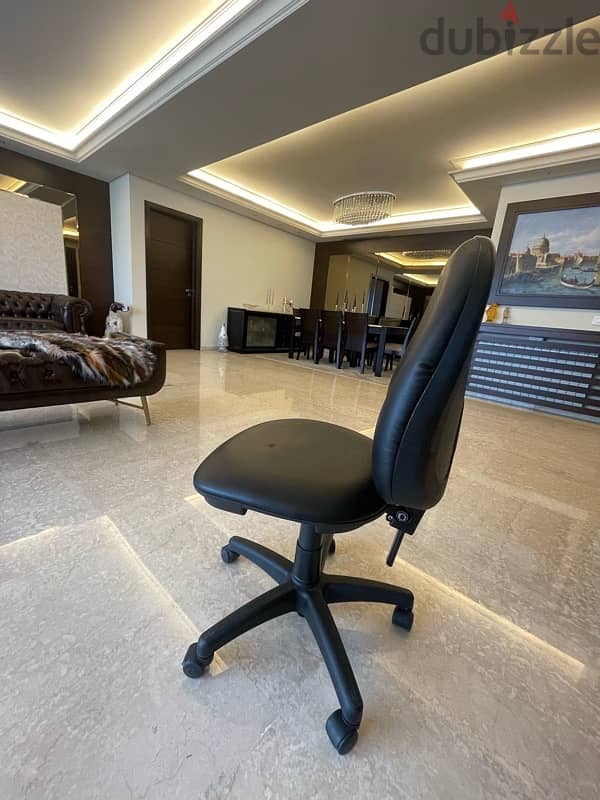 Office Leather chair 4
