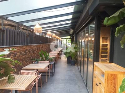 مطعم للايجار في بدارو  | Decorated Restaurant In Badaro| NOT EQUIPPED