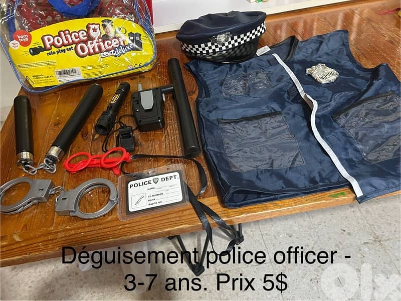 déguisement 5$ chaque 4