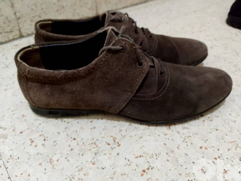 3 shoes size 42 only  all for 30$ 1