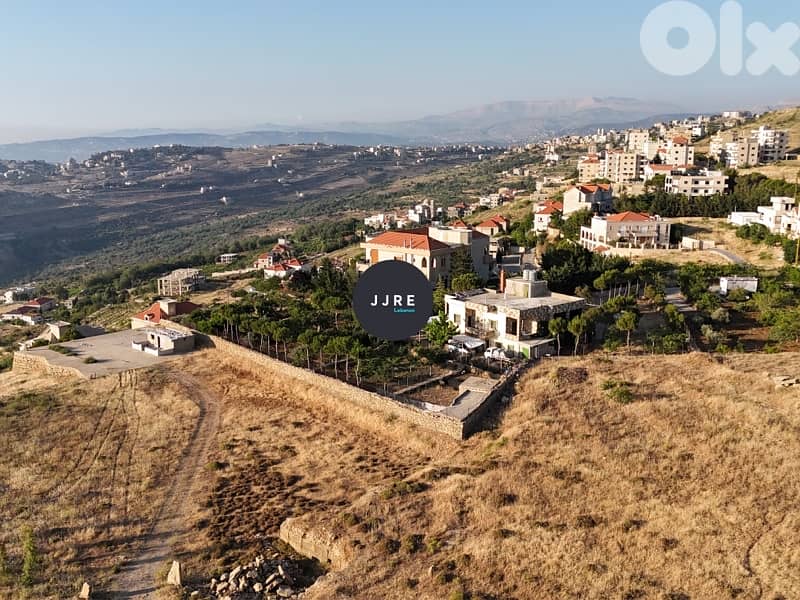 Prime Location Land In Bhamdoun For Sale / أرض في بحمدون للبيع 1