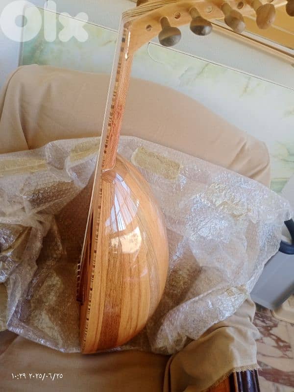 عود مميز بسعر مميز 11