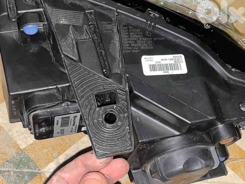 grand Cherokee head light original 2018 for sale 6