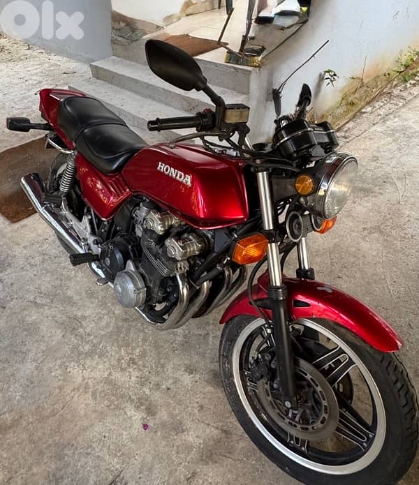 Honda CB 1