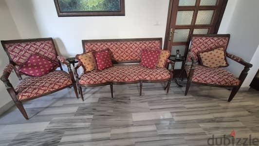 Antique Couch and Armchairs, Bois Massif