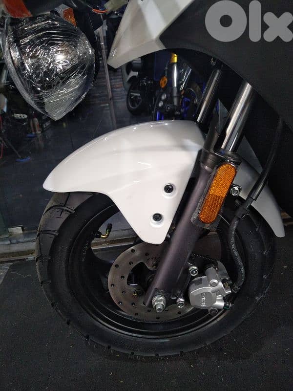 Kymco Agility Carry 125cc 0klm dealer warranty 5