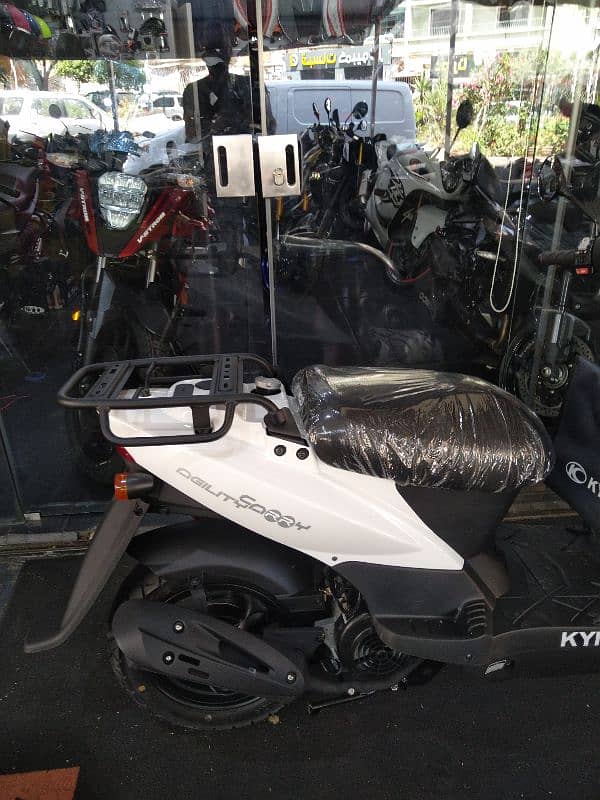 Kymco Agility Carry 125cc 0klm dealer warranty 7
