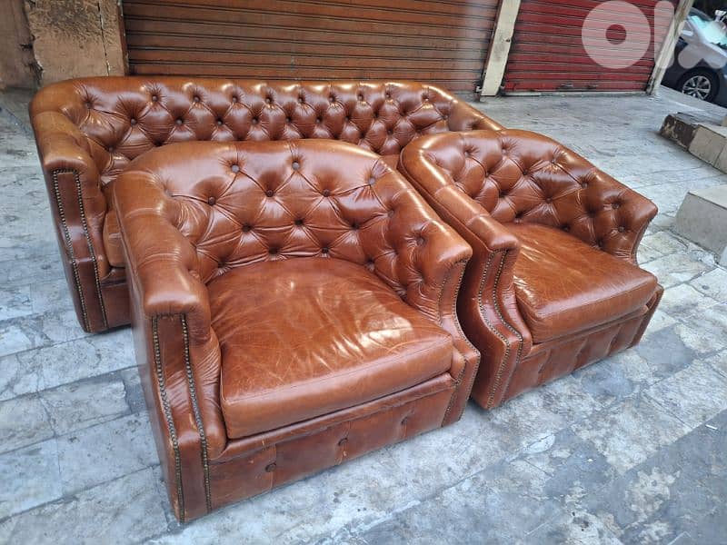 salon chesterfield genuine leather buffalo original England 2