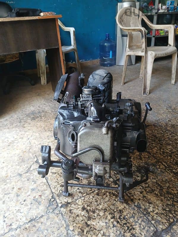 يوجد كسر fedal sym 150 cc 0