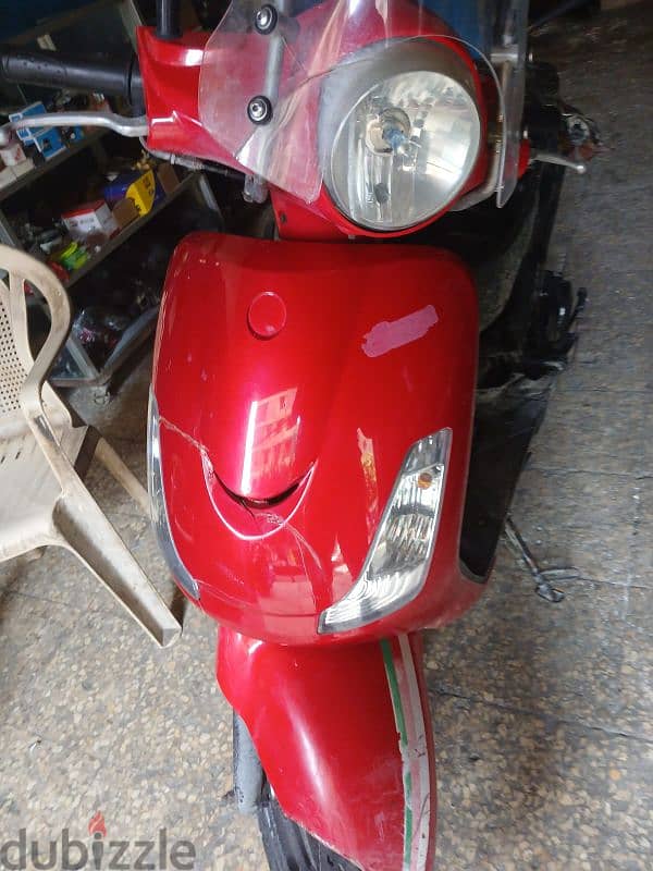 يوجد كسر fedal sym 150 cc 2