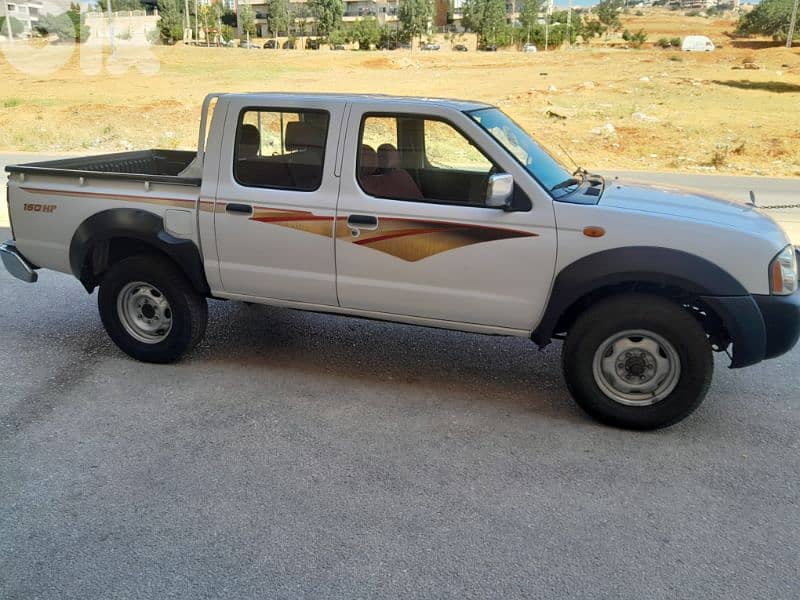 NISSAN PICKUP FRONTIER 2014 4X4 LIKE NEW 3