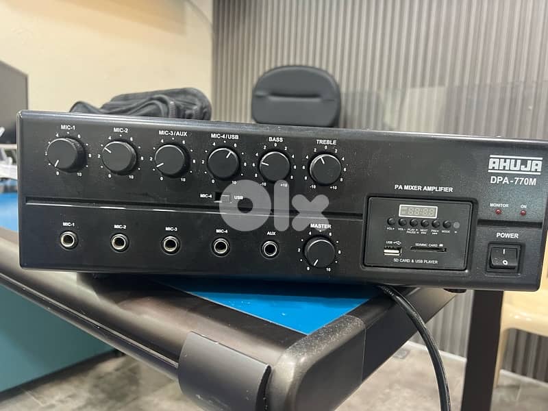 Sound System Amplifier + 4 speakers 0