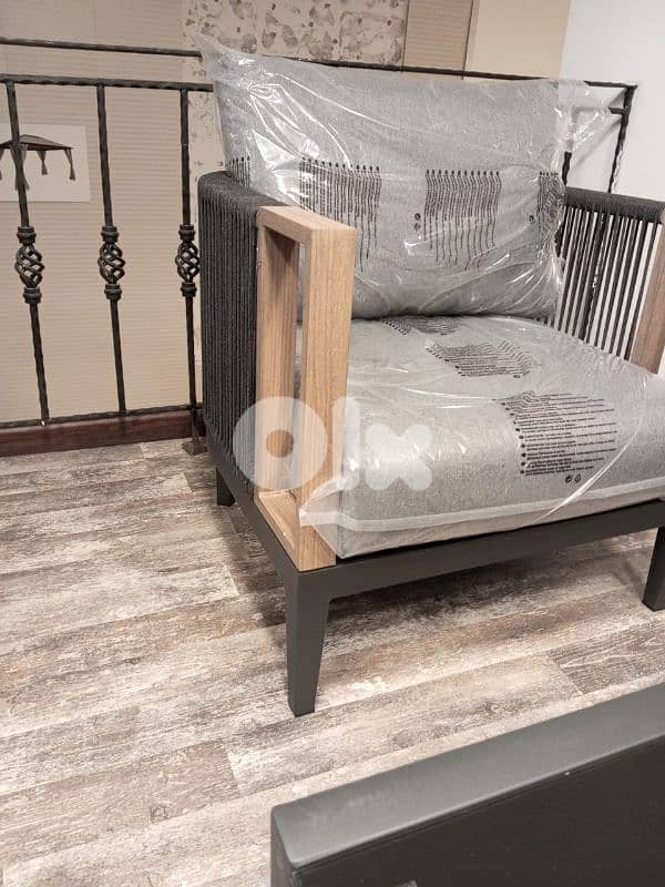 outdoor aluminum seat 2