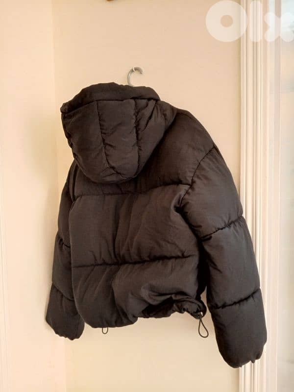 Bershka Puffer Jacket with Hood 6