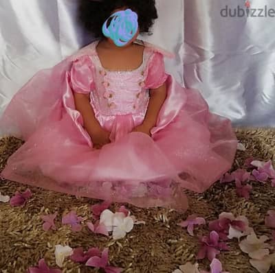 فستان للتصوير او عيد ميلاد