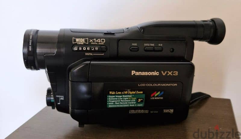 كاميرا فيديو كلاسيكية Panasonic VX3 + كامل الإكسسوارات 1