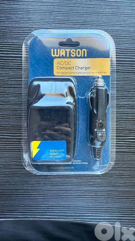 Sony a6400 + 18-135mm Lens + Batteries & Charger – Excellent Condition 3