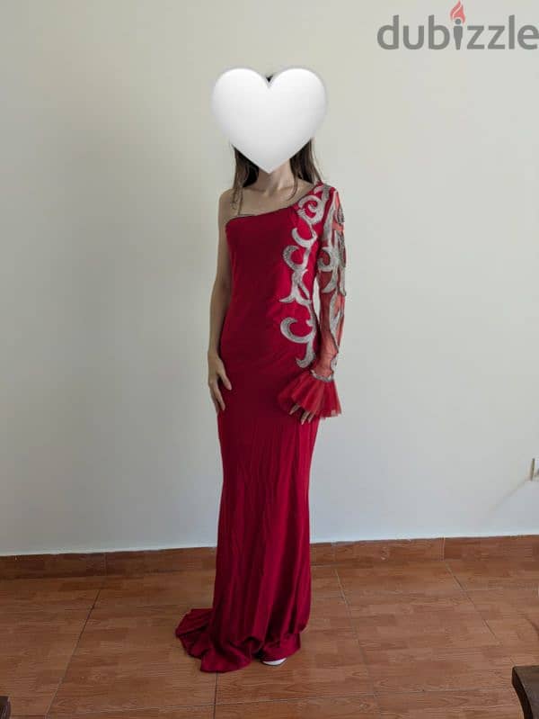 Red evening dress 0