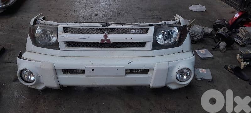 mitsubishi pagero io 2004 0