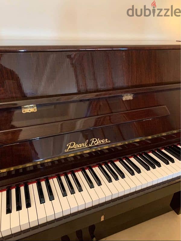 piano high quality like new 3 pedal tuning warranty beautiful sound 1