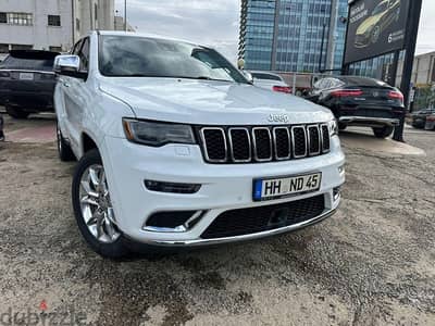 جيب شيروكى 2017